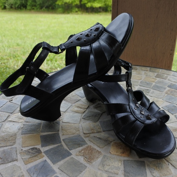 Studded Sandals by easySpirit - Picture 6 of 7